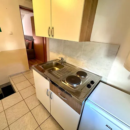 Lora Apartament *