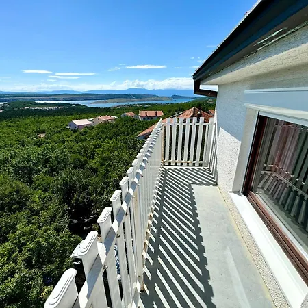 Lora Apartment Jadranovo